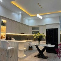 Bán Nhà Đức Giang, Quận Long Biên, 32M2, 5 Tầng, 5.1 Tỷ, Sát Phố, Ô Tô Đỗ Cổng, Ngõ Thông.