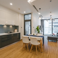 Cho Thuê Căn Hộ Chung Cư D2 Giảng Võ - Ba Đình,Diện Tích120M2, 3 Phòng Ngủ Tầng Cao, View Hồ, 17 Triệu