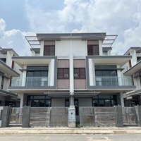 Cần Bán Căn Biệt Thự Hưng Phúc Nhà Mới Đối Diện Công Viên Giá Chỉ 11,9 Tỷ