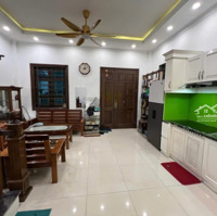 30M Ra Ô Tô! Nguyên Hồng 45M2 4 Tầng-2 Thoáng Tặng Full Nội Thất