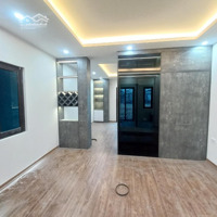 Xuân Phương Nhà Đẹp Xây Mới-Ô Tô 7 Chỗ Đỗ Cửa- Full Nội Thất- View Sân Bóng Thoáng-Lô Góc-Ngõ Thông