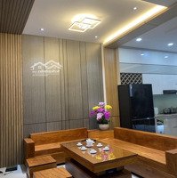 Nhà Phố Nội Thất Cao Cấp,Diện Tích6M X 20M Kết Cấu Xd Một Trệt Ba Lầu Tổngdiện Tíchxd306, 4 M2