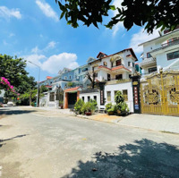 Rẻ Nhất Khu Gia Hòa Chỉ 90 Triệu/M2-Bán Biệt Thự Song Lập 200M2, Nhà 3 Tầng, Nội Thất Xịn Sò,Gần Global