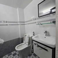 Bán Nhà Đẹp Hẽm 3M, Đường Âu Dương Lân P3 Q8 .Diện Tích4M2 X8. Giá Bán 3Tỷ 950 Triệu Thương Lượng (Đ)