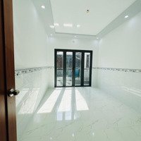 Siêu Phẩm 20 Thước Calmette Hoàng Diệu Quận 1 - Hẽm Đúng 4 Mét Thông