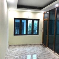 Chính Chủ Cho Thuê Nhà Kết Hợp Làm Văn Phòng. Diện Tích: 50M. Thiết Kế Gỗ Sàn Đẹp Hiện Đại