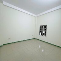Chính chủ gửi bán nhà 3 tầng MT Lê Văn Thịnh,P Hoà Minh,Quận Liên Chiểu, Đà Nẵng