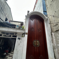 (Chính Chủ) Bán Nhà 58M2 X 3 Tầng Ngay Ngõ Tô Hoàng Gần Đường Bạch Mai Xách Vali Về Ở