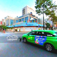 Góc 2Mặt Tiềnnguyễn Đình Chiểu + Lý Thái Tổ Quận 3 -Diện Tích15 X 25M. Nở Hậu 22M - Hđt 320 Tr - Giá Bán 110 Tỷ