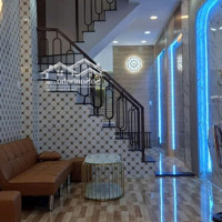 Gấp! Bán Nhàhẽm Xe Hơiđường Trương Quyền.quận 3.Sổ Hồng Riêng,Giá Cực Tốt Chỉ 4Tỷ2/65M2.Tiện Kinh Doanh