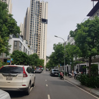 Bán Gấp Nhà Đẹp Hẻm Nhựa 8M Sư Vạn Hạnh, Quận 10, Dt: 7 X 14M, 3 Lầu Thang Máy, Giá Bán 28.5 Tỷ