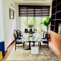 Chính Chủ Cần Bán Gấp Nhà Phố Trần Thái Tông 96M2 Lô Góc Mặt Tiền 5.6M Giá Bán 24 Tỷ