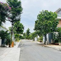 Bán Nền Biệt Thự 8X20M, Giá Bán 15,5 Tỷ Bớt Lộc. Ngay Cạnh Global City. Cách Đỗ Xuân Hợp 150M