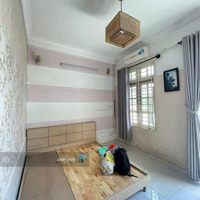 Ngộp Bank Chính Chủ Bán Gấp Nhàhẽm Xe Hơiđường Nguyễn Tri Phương-P4-Q10 - Diện Tích: 62M2 / 4Tỷ5 - 3Pn- Sổ Riêng