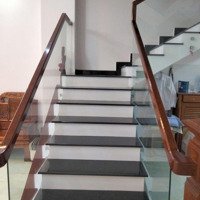 Bán Nhà Cao Bá Quát, 3 Tầng, 90M2, Sất Cầu Tình Yêu, Cầu Rồng.
