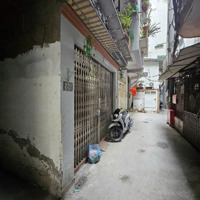 Nhỉnh 3 Tỷ Có Nhà 25Mx2 Tầng Dân Xây
-Ngõ Thông Ô Tô Tránh Cách Nhà 50M
- Hàng Xóm Vườn Hoa Tqd