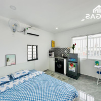 Giảm Ngay 300K, Chdv Đầy Đủ Nội Thất, Ban Công, Ngay Phan Văn Hớn
