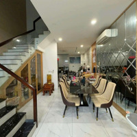 Bán Nhà Mặt Tiền D3 Vincom Dĩ An 3 Tầng, 100M2(5X20) Chỉ Hơn 7 Tỷ