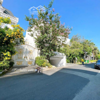 Cực Đẹp! Cần Bán Đất Xây Biệt Thự Tại 204 Nguyễn Văn Hưởng, Thảo Điềndiện Tích10X21 Cn 200M2 Giá Bán 39,5 Tỷ