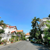 Cực Đẹp! Cần Bán Đất Xây Biệt Thự Tại 204 Nguyễn Văn Hưởng, Thảo Điềndiện Tích10X21 Cn 200M2 Giá Bán 39,5 Tỷ