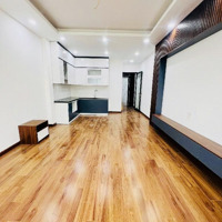 Chính Chủ Bán Nhà Mới Xuân Phương - Diện Tích 40M - Oto Đỗ Cửa - Lô Góc - Full Nội Thất Chỉ 6.8 Tỷ