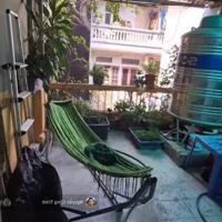 Bán Nhà Ngõ 374 Âu Cơ, Nhật Tân, Tây Hồ.diện Tích32M2. 2 Tầng.mặt Tiền3M. Giá Bán 4.85 Tỷ. Tặng Gpxd 4T, 1 Tum.