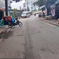 Bán Nhà Ngõ 374 Âu Cơ, Nhật Tân, Tây Hồ.diện Tích32M2. 2 Tầng.mặt Tiền3M. Giá Bán 4.85 Tỷ. Tặng Gpxd 4T, 1 Tum.