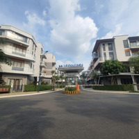 E Cho Thuê Nhà Phố Khu Cao Cấp Mà Giá Cực Thấp