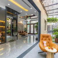 Bán Biệt Thự Đẹp Xuất Sắc Tại Tây Hồ Tây - Mặt Võ Chí Công, 50 Tỷ, 234M2, 7 Phòng Ngủ 5Wc