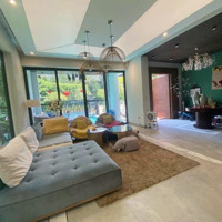 Bán Biệt Thự Đẹp Xuất Sắc Tại Tây Hồ Tây - Mặt Võ Chí Công, 50 Tỷ, 234M2, 7 Phòng Ngủ 5Wc