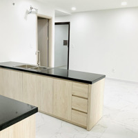Căn Hộ 3 Phòng Ngủview Hồ Bơi Thoáng Mát Công Chứng Cho Khách Nhận Nhà Sớm Tại Chung Cư Charm City Dĩ An