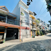 Bán Nhàhẽm Xe Hơi6M Bàu Cát - 2 Mặt Tiền Hẻm Nguyễn Hồng Đào -Diện Tích4.6X17M - Mới Xây 2 Lầu Sân Thượng