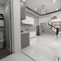 Cho Thuê Nhà Mới Tinh Mặt Tiền Đường Lê Hồng Phong, Phước Hải, Nha Trang