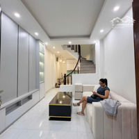 Tìm Gấp Chủ Mới - Gần Trung Tâm - Nhà Ở Trương Định Mới Xây - Có Bãi Giữ Xe Ô Tô