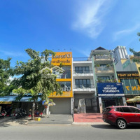 Hot Chào Bán Nhà Mặt Tiền Đường D4 Kdc Himlam Quận 7 Dt: 5X18M Có Hầm, Shr Gb: 24Tỷ5 Liên Hệ: 0931353298