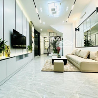 Bán Nhà Phố Ngọc Khánh, Ba Đình, Lô Góc, Ngõ Thông Kinh Doanh, 40M2, 4 Tầng, Hơn 8 Tỷ