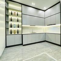 Bán Nhà Phố Ngọc Khánh, Ba Đình, Lô Góc, Ngõ Thông Kinh Doanh, 40M2, 4 Tầng, Hơn 8 Tỷ