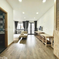 Căn Hộ Studio Ban Công - Full Nội Thất Cao Cấp Gần Ngã Tư Hàng Xanh, Bình Thạnh