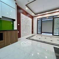 Bán Nhà Phạm Ngọc Thạch, Đống Đa- 38M², 5 Tầng, Cách Ô Tô 30M, Ngõ Nông, Full Nội Thất, Giá Cực Tốt