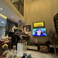 Oto Đỗ Cửa - Dọn Vào Ở Ngay - Nguyễn Đình Chiểu Phường 2 Quận 3 - 36M2 - Giá 10T