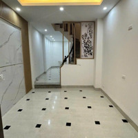 Nhà 4 Tầng 30M2 Ngay Sau Mặt Phố Mậu Lương,Gần Trường Gần Chợ Chỉ 30M - Ô Tô Đỗ Tận Cửa.