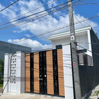 Bàn Gấp Nhà Trả Góp Qua Ngân Hàng Lãi Suất Thấp Mặt Tiền Kinh Doanh Được Ngay Gần Cây Xăng Đức Hưng