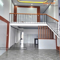 Bàn Gấp Nhà Trả Góp Qua Ngân Hàng Lãi Suất Thấp Mặt Tiền Kinh Doanh Được Ngay Gần Cây Xăng Đức Hưng