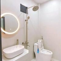 NHÀ BÁN Ở GẦN BÊN CHỢ BÌNH CHÁNH. SỔ RIÊNG SANG TÊN CÔNG CHỨNG NGAY