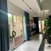 Bán Căn Biệt Thự Đẹp Hơn 200M2 Mặt Tiền Bến Nôm Phường Thắng Nhất Giá Yêu Thương