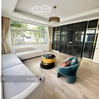 Cho Thuê Biệt Thự Đơn Lập Mặt Tiền 17,5M Đường Lớn Nhất Khu Nam Phú Mỹ Hưng . Kinh Doanh Mọi Ngành
