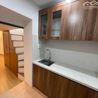 1 Căn Tập Thể Duy Nhất.vị Trí Đẹp Trung Tâm Kinh Doanh Sầm Uất 5 Bước Chân Ra Phố .Giá Rẻ Nhất Hn