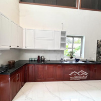 Cự Khối Nhà Dân Xây Đầu Tư Nội Thất Ốp Gỗ Vip