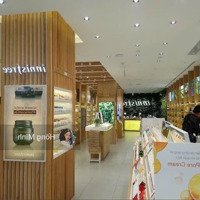 Cho Thuê Nhà Mặt Tiền Nguyễn Trãi, P. Bến Thành, Quận 1, Dts 700M2, Giá 650 Triệu/Tháng