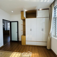 Chung Cư Long Biên Hàng Xóm Bình Minh, Lô Góc 3 Mặt Thoáng, 2 Phòng Ngủ Full Nội Thất, Thang Máy
